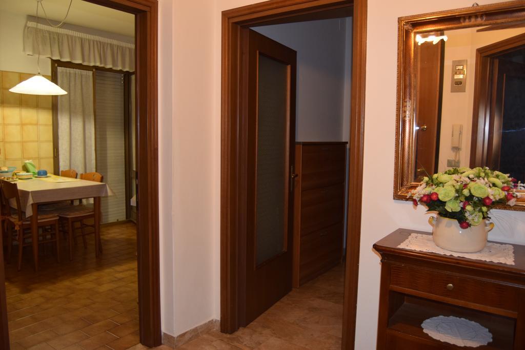 Casa Vacanza E Per Lavoro Elena E Carla 斯皮内亚 外观 照片