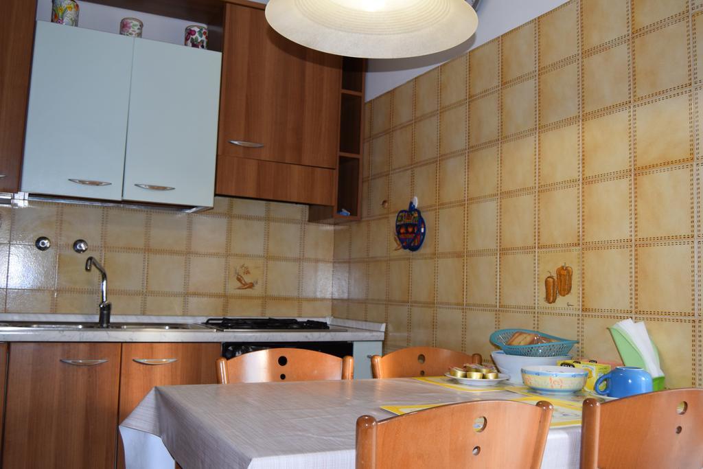 Casa Vacanza E Per Lavoro Elena E Carla 斯皮内亚 外观 照片