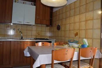 Casa Vacanza E Per Lavoro Elena E Carla 斯皮内亚 外观 照片