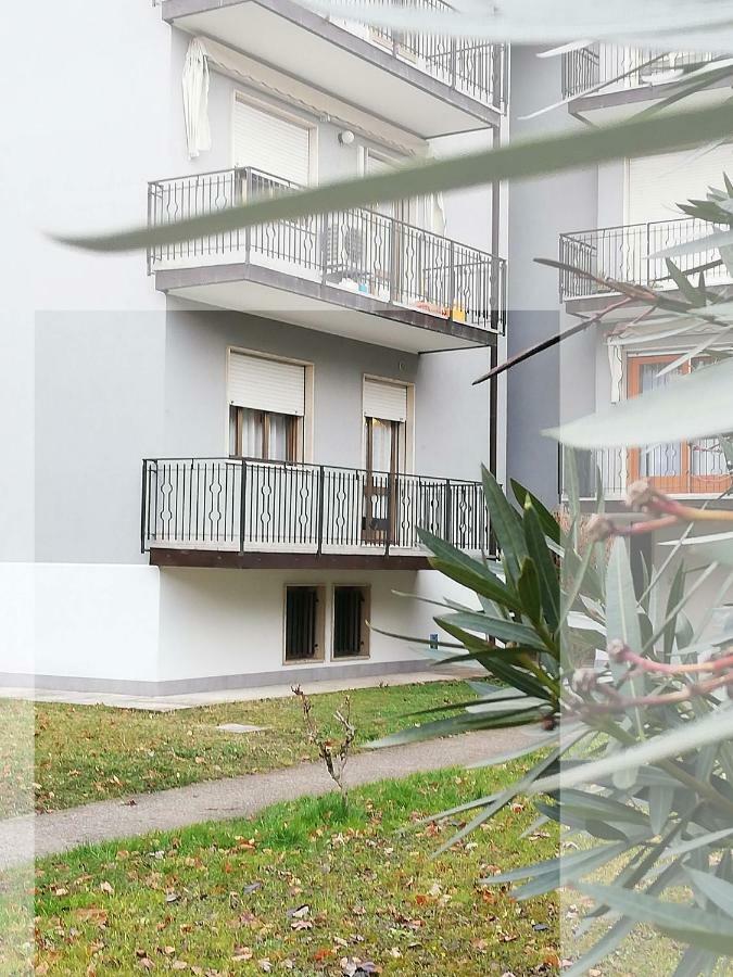 Casa Vacanza E Per Lavoro Elena E Carla 斯皮内亚 外观 照片